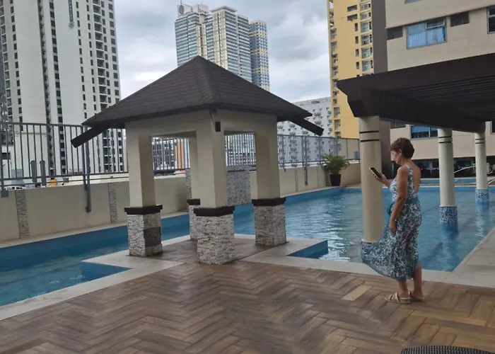 Staycation Long Accepted Malate Bay Area Nightlife And Center Apartment
