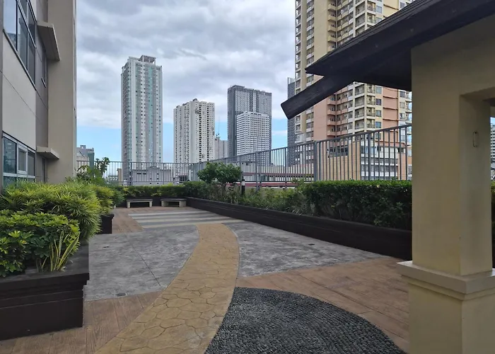 Staycation Long Accepted Malate Bay Area Nightlife And Center Apartment